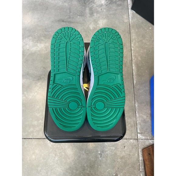 Jordan 1 Mid White Green Grey Sz 5.5 - Picture 4 of 8